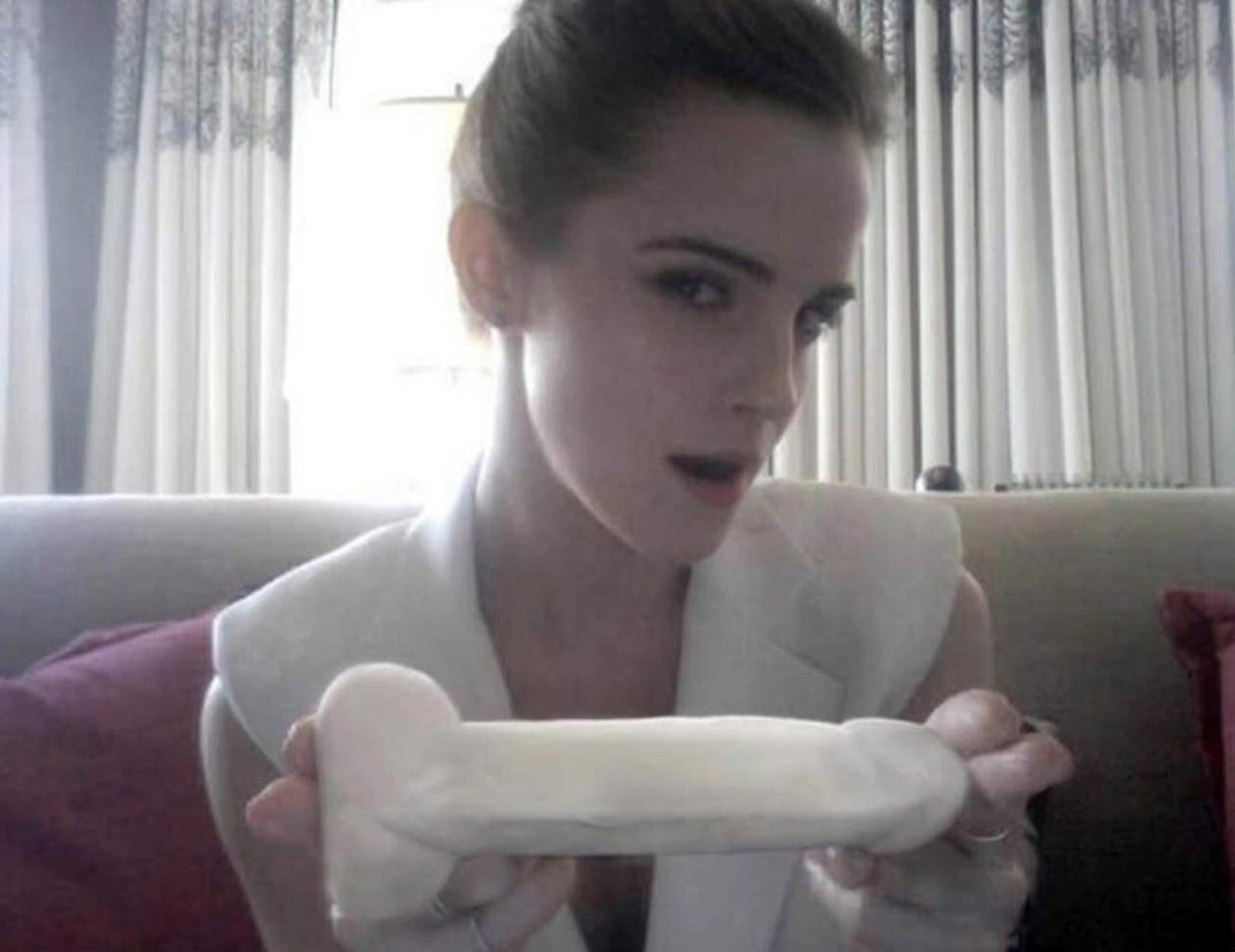 Emma Watson Leaked Naked Photos photo 13