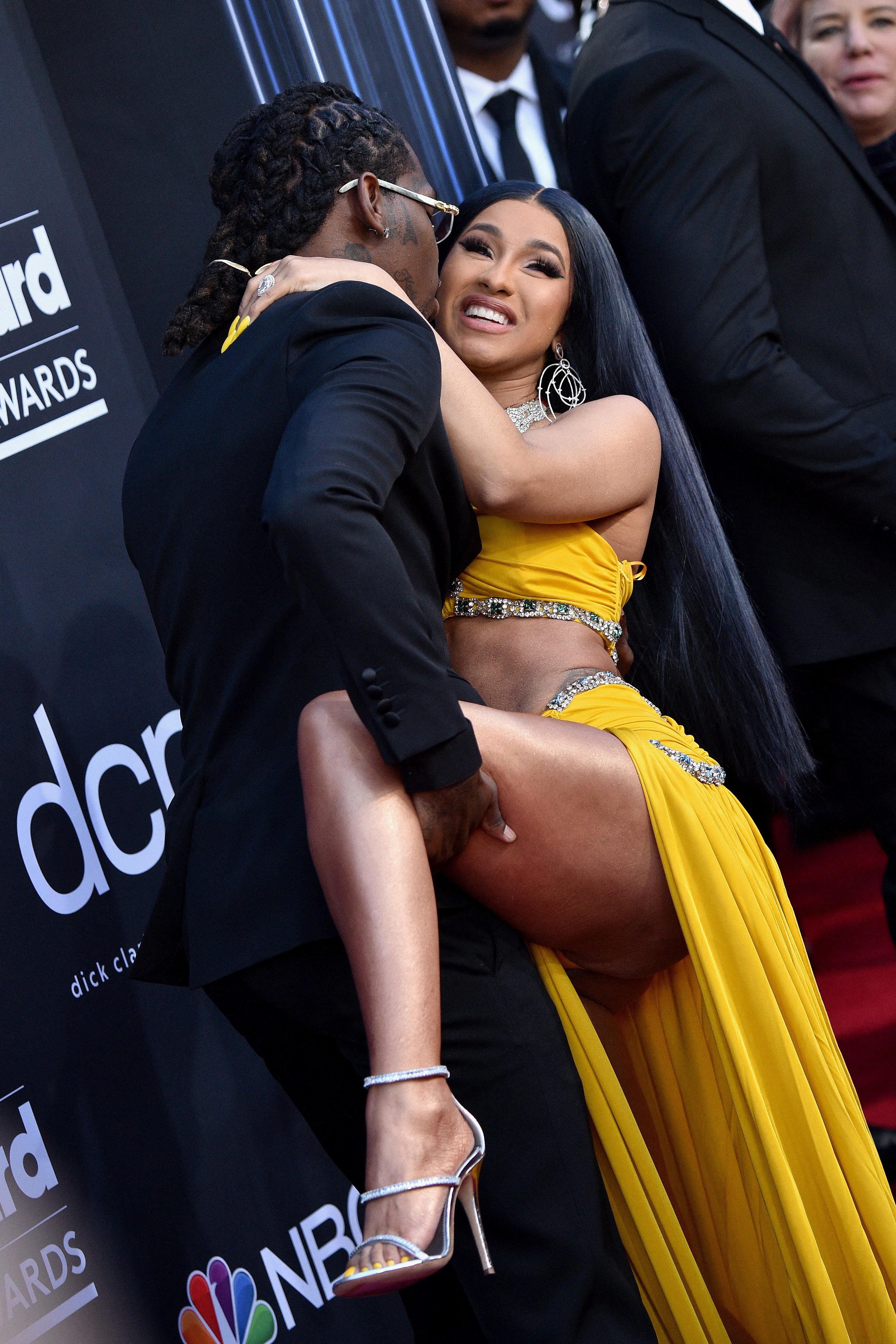 Cardi B Pussy Picture photo 26