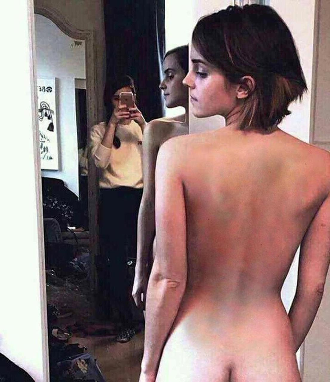 Emma Watson Real Nude photo 25