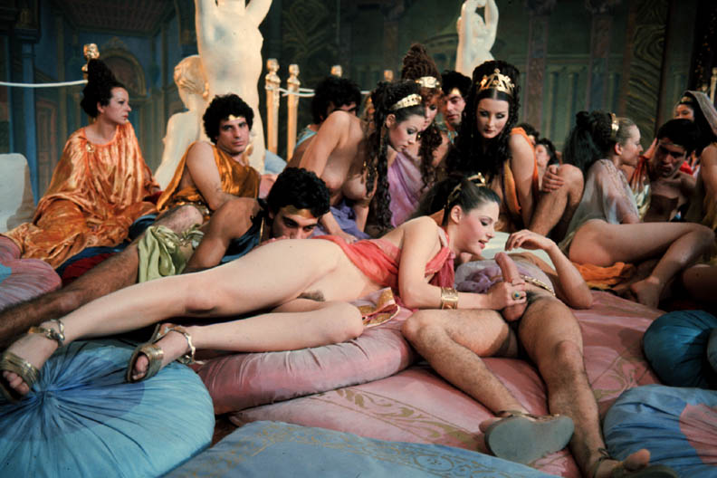 Caligula Nude photo 29