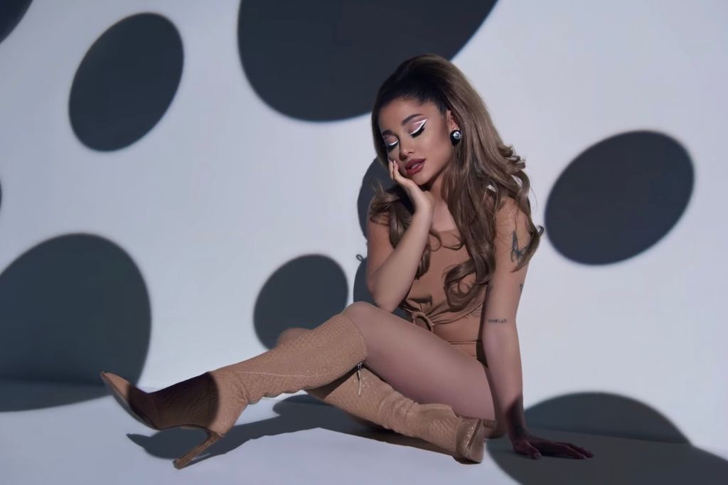 Ariana Sex Video photo 6