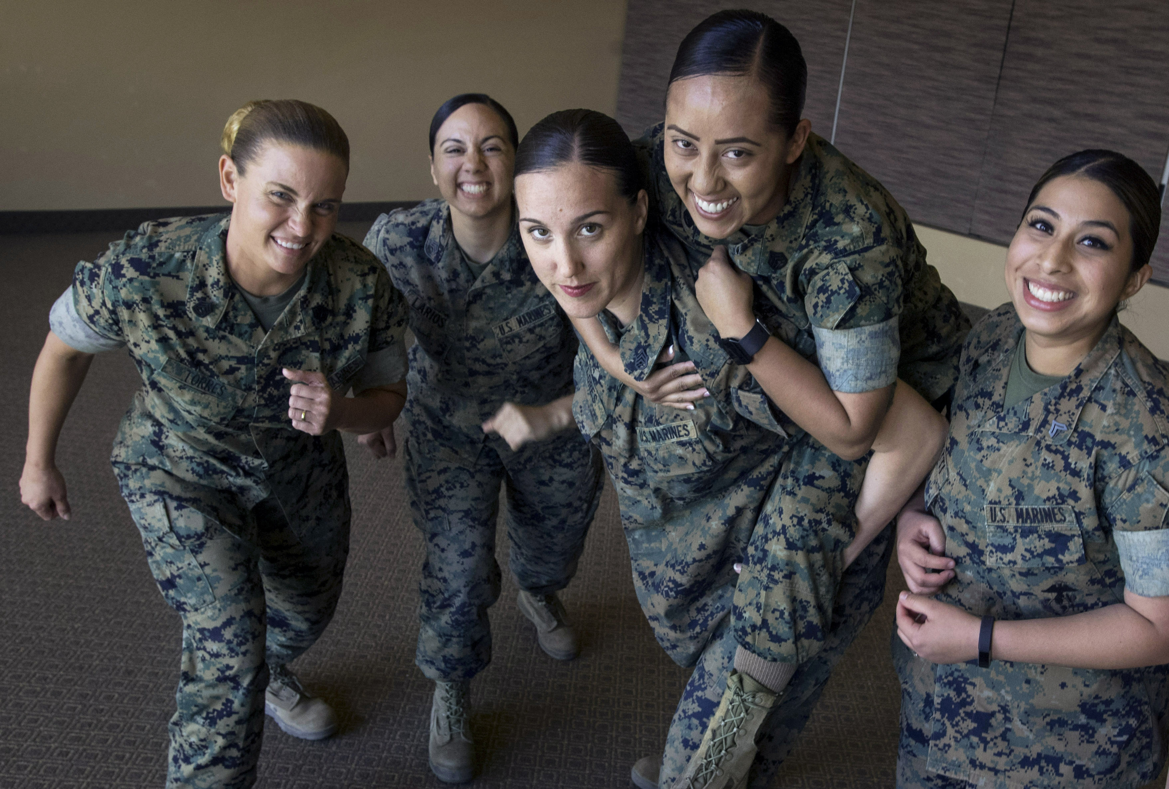 Naked Photos Of Female Marines photo 10