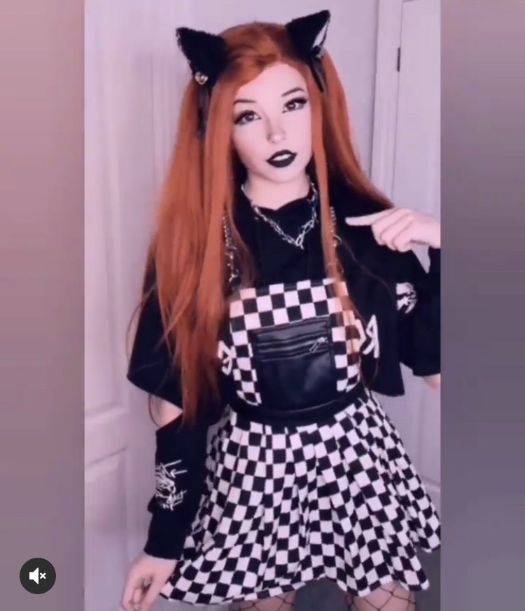 Belle Delphine Outfits photo 8