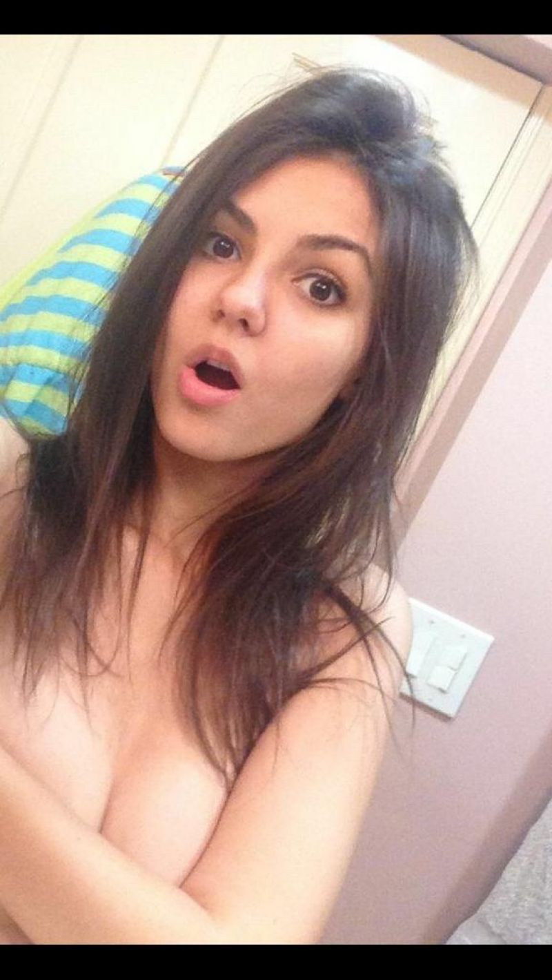 Victoria Justice Leaked Naked Photos photo 2