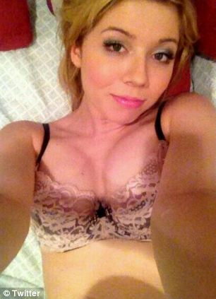 Jennette Mccurdy Real Nude photo 30
