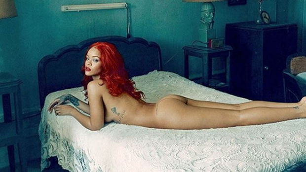 Rihanna Sextaoe photo 14