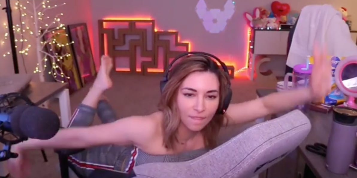 Twitch Accidental Nude photo 14