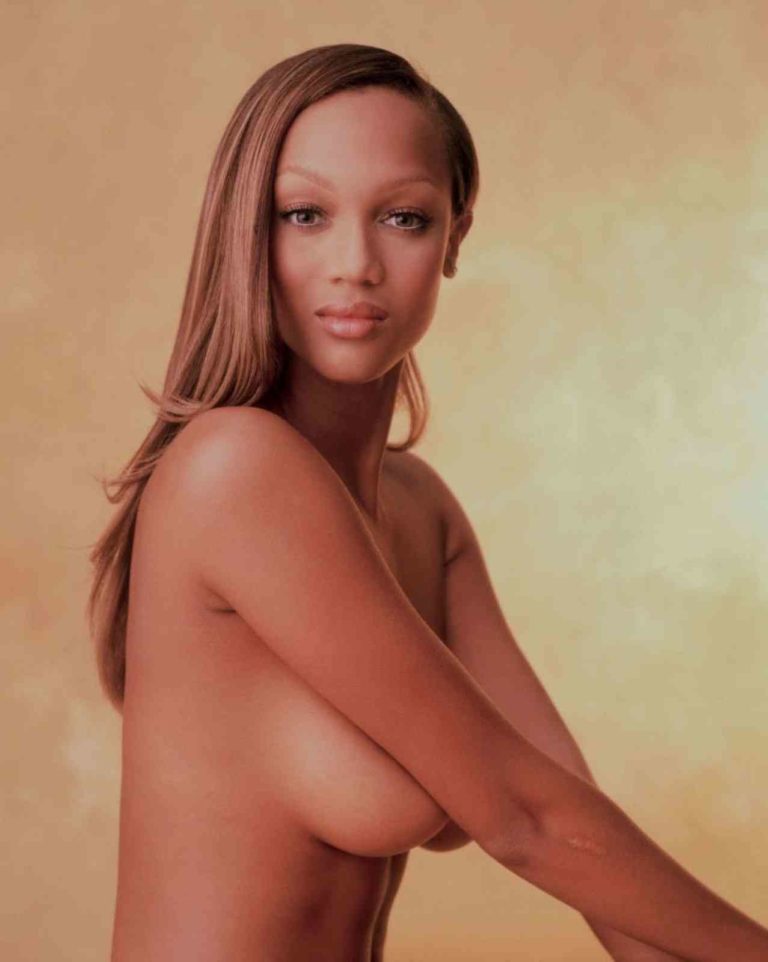 Tyra Banks Nude Pussy photo 25
